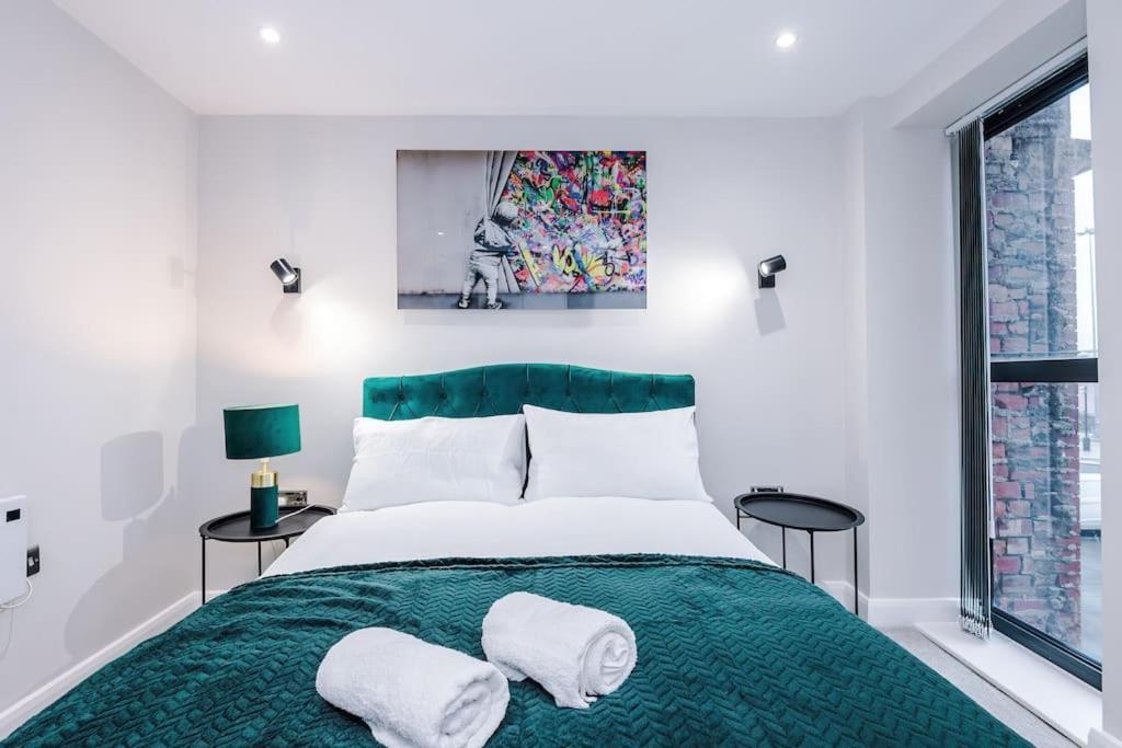 Monopoly Wallz - Sleeps 3 * Leeds (West Yorkshire)