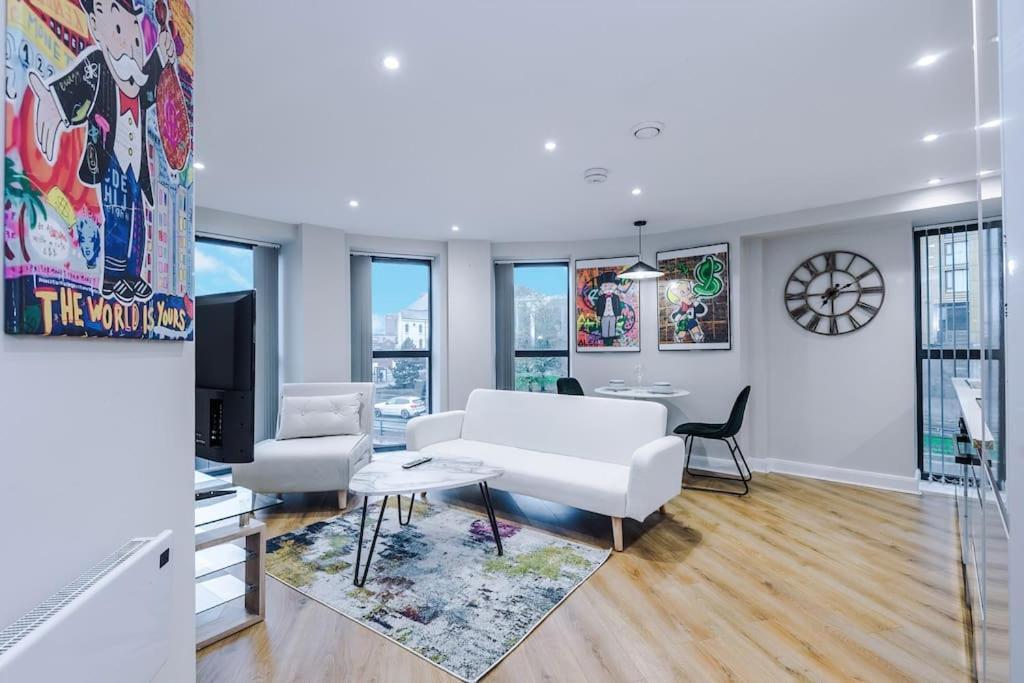 Monopoly Wallz - Sleeps 3 Leeds (West Yorkshire)